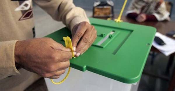 Pakistan: Elections with Fragmented Mandate