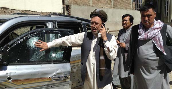 Blast Hits Mohaqqiq Convoy, 3 Killed, 30 Injured