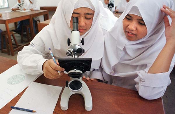 Scientific Era and Underprivileged Muslims
