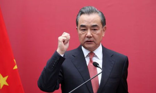 Chinese FM Says to Support All Endeavors Conducive to Safeguarding Iran Deal