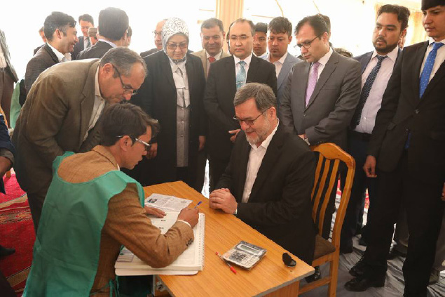 Danish, Mohaqiq Urge Afghans to Register as Voters