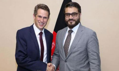 Williamson in Kabul Vows  to Bolster Afghan Forces