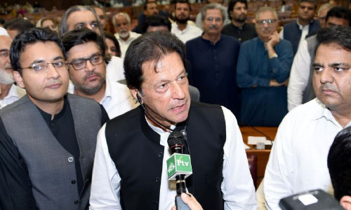 Pakistani Lawmakers Elect  Imran Khan as Prime Minister
