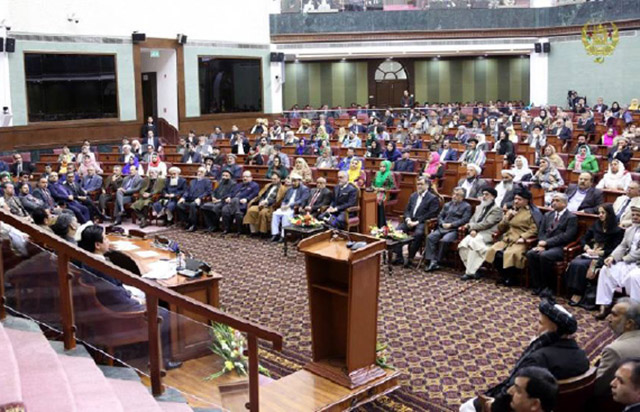 Ghani Defends His Peace  Offer, Vows Water Management