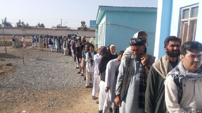 IEC Records Increase in  Turnout at Registration Centers