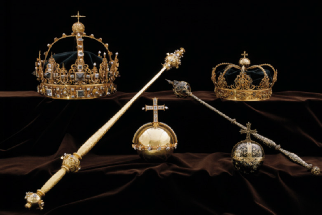 Thieves Steal Swedish Royal  Jewels, Escape by Speedboat