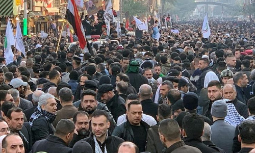 Hundreds of  Thousands of  Mourners Are  Gathering for The  Funeral of Iranian General Qassem  Soleimani