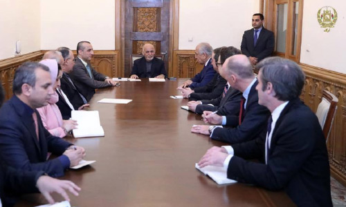 Khalilzad Meets  Ashraf Ghani in Kabul