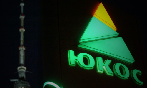 Court Backs Yukos Shareholders Against Kremlin in $50 Bn Case