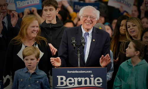 Sanders Wins in New Hampshire,  Narrowly Beating Buttigieg