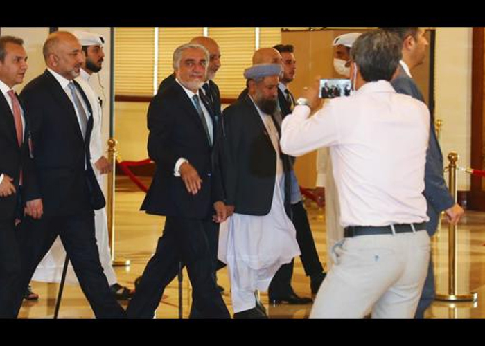 Abdullah Optimistic About Peace Talks Despite  Taliban Violence