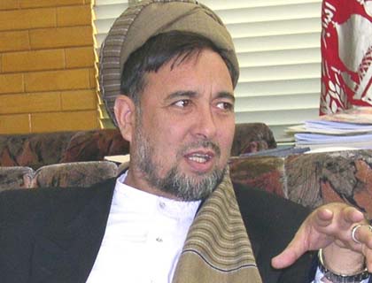 Haji Mohammad Mohaqiq: Decentralized Govt. System Best Solution 