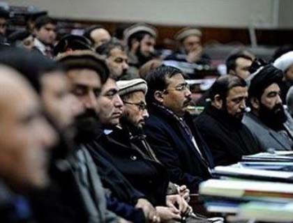 Lawmakers Support Karzai’s Anti-Graft Stance