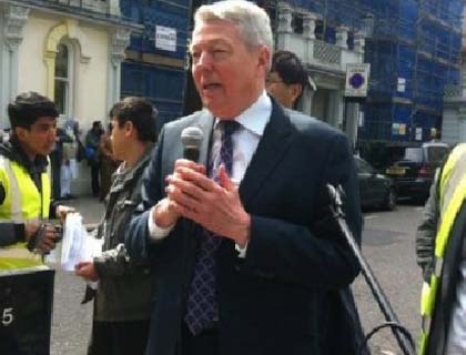 Hazara Killers Need to Be Brought to Justice: Alan Johnson
