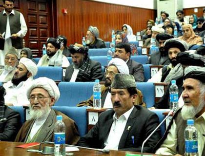 Afghan Senators Urge  Washington to Keep Troops Post-2014