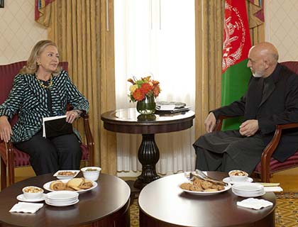 Karzai Supports Continued Talks with Pakistan